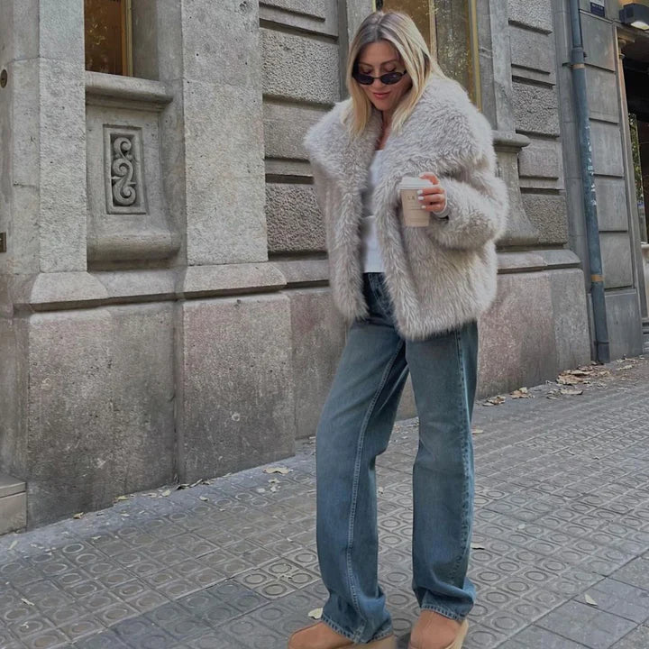 Naomi | Stijlvolle (vegan) Bontjas