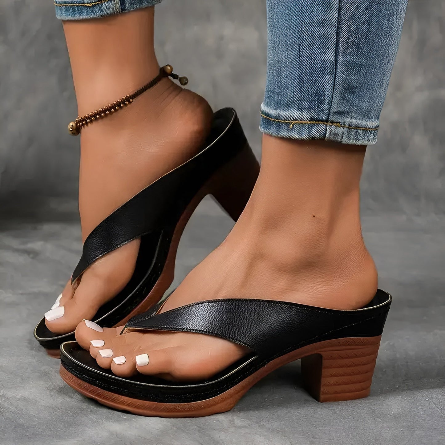 Maia™ | Orthopedische sandalen met dikke hak