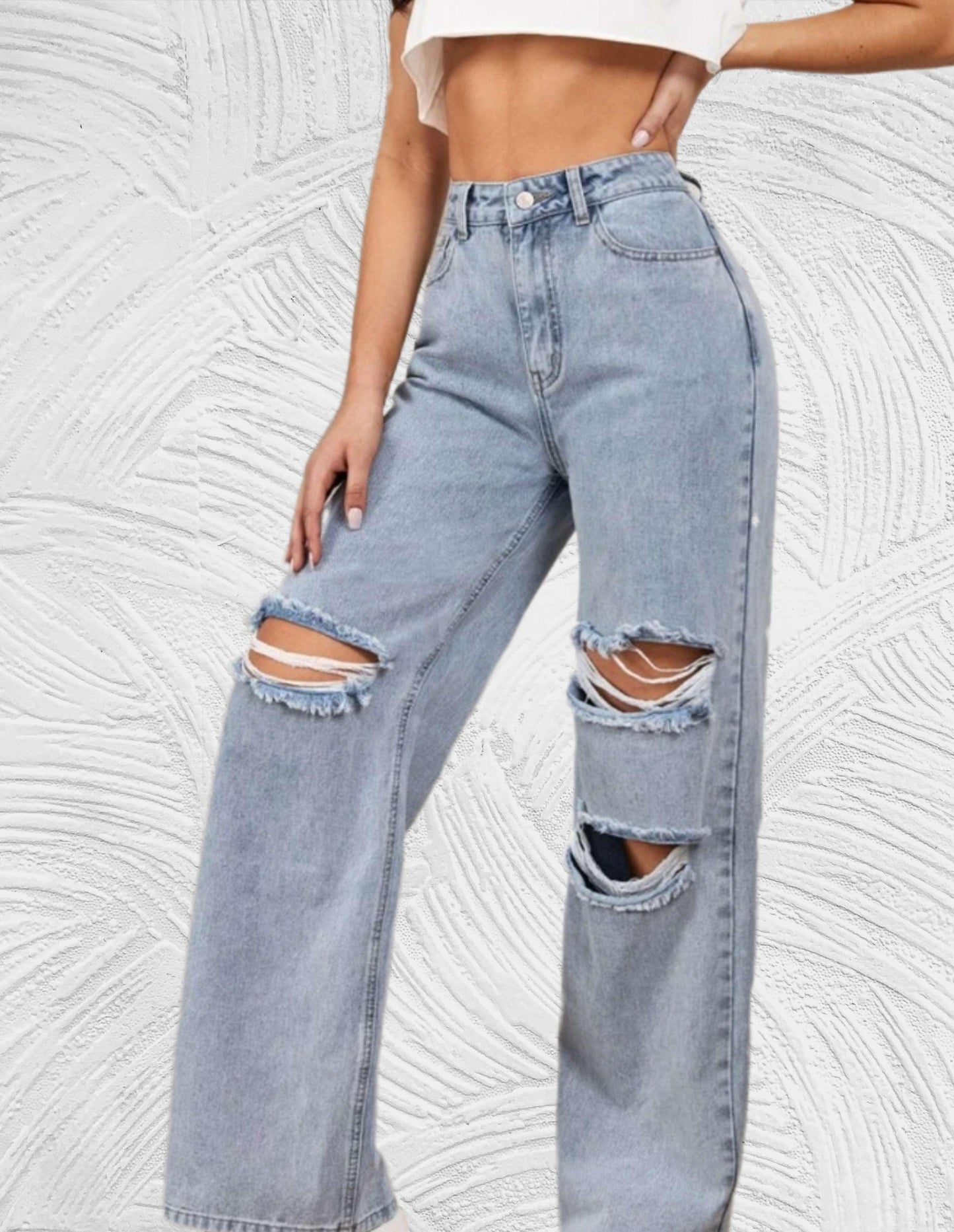 Losse jeans met hoge taille en gescheurd ontwerp