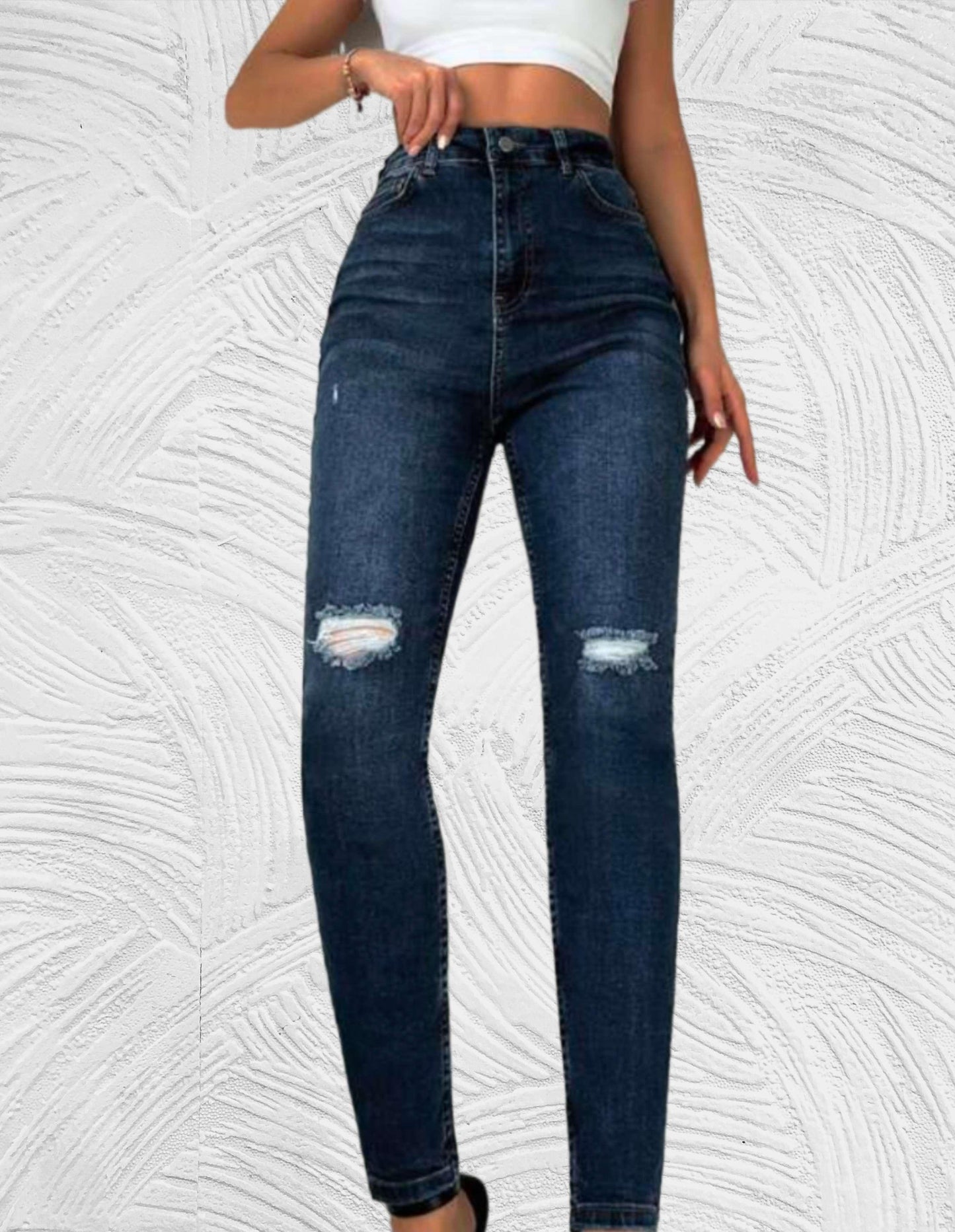 Strakke jeans met hoge taille en gescheurd ontwerp