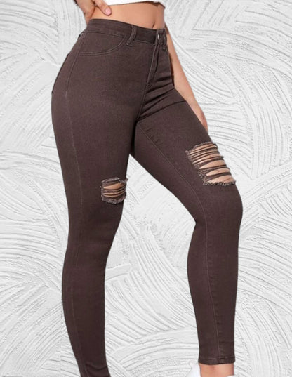 Strakke jeans met hoge taille en gescheurd ontwerp