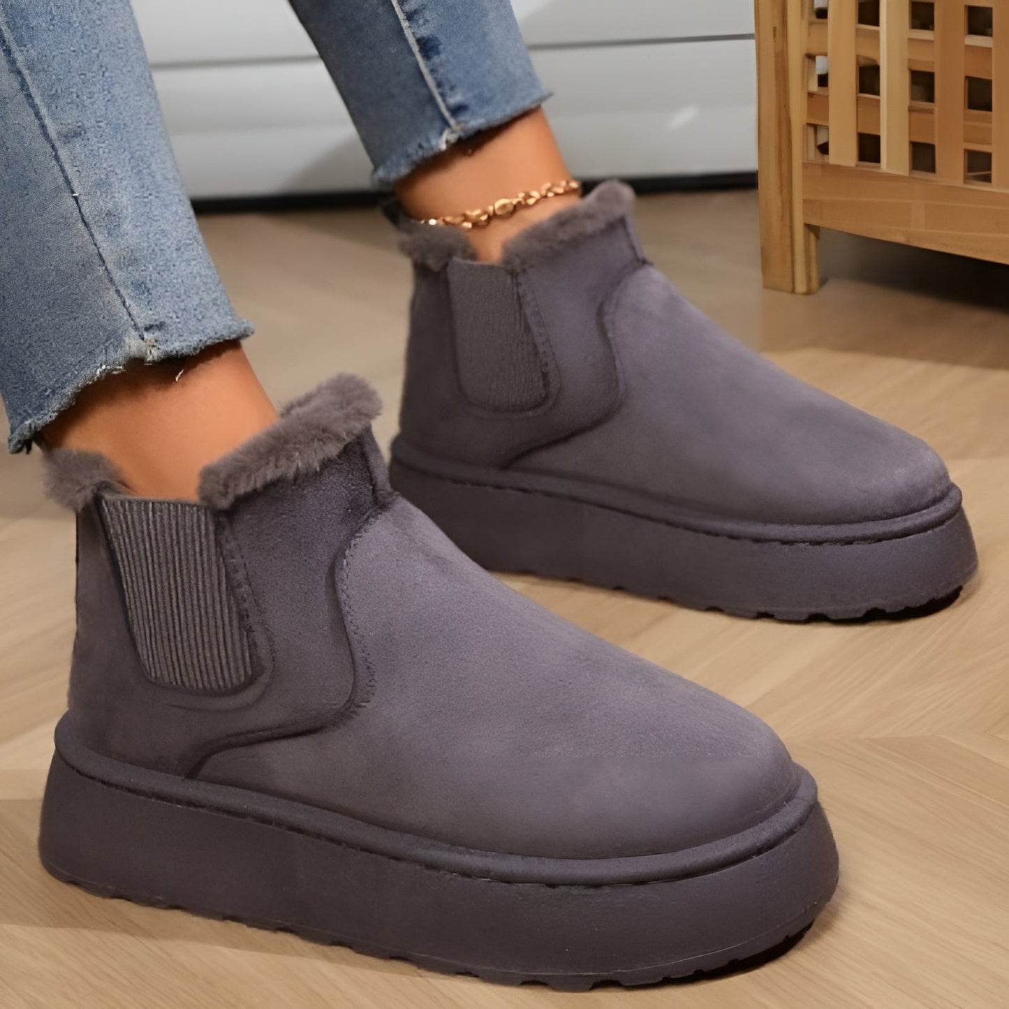Livia™ | Verwarmende en stijlvolle pluche laarzen voor de winter