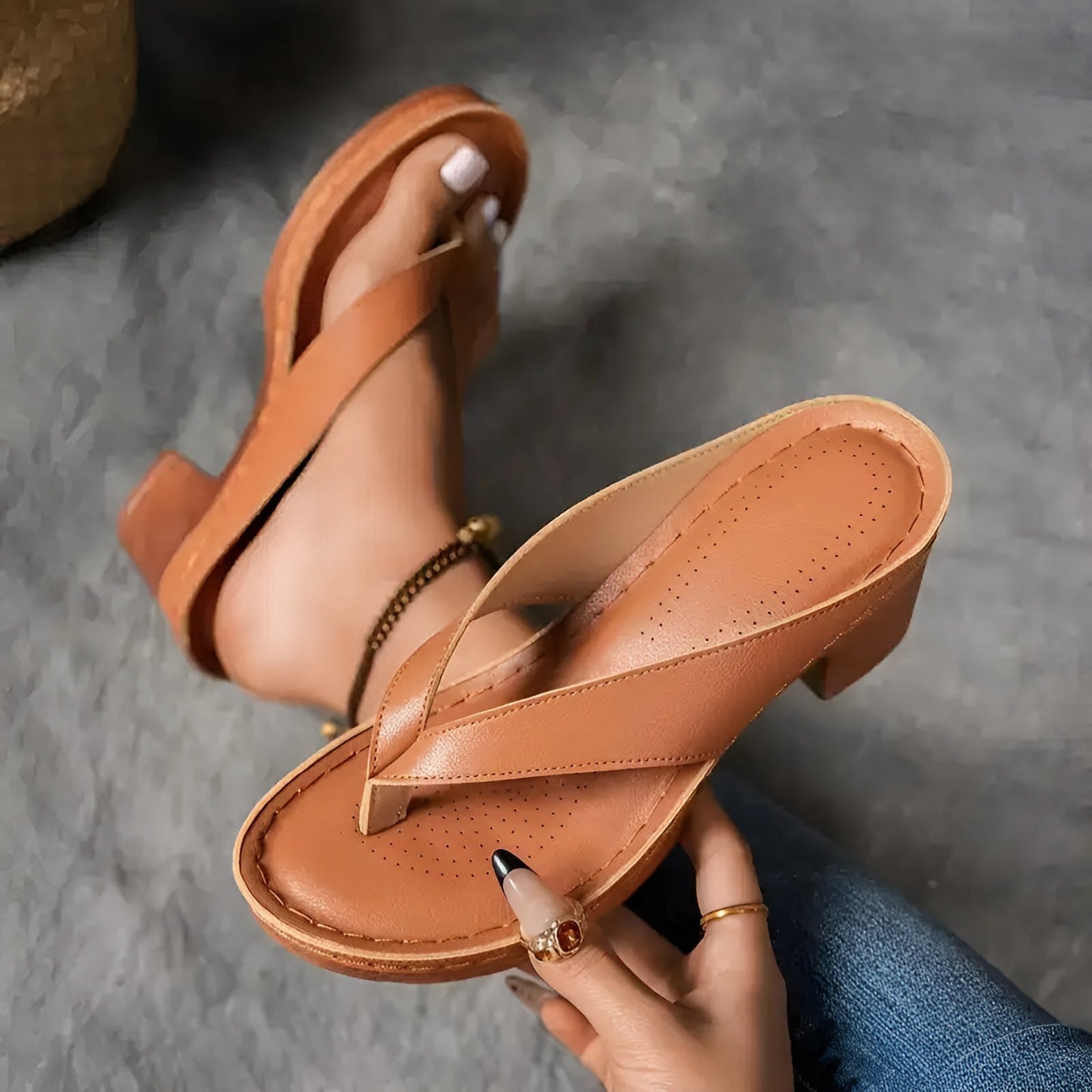Maia™ | Orthopedische sandalen met dikke hak