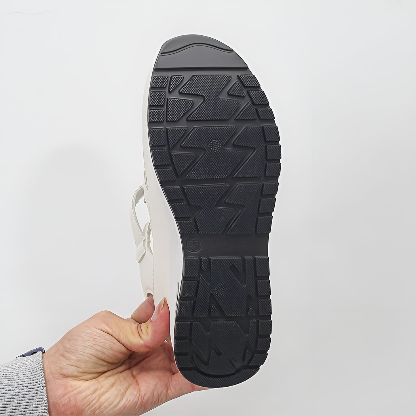 Isabelle™ | Comfortabele Dames Sandalen met Gesloten Teen en Klittenbandsluiting